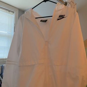 Nike Rain Jacket Size L